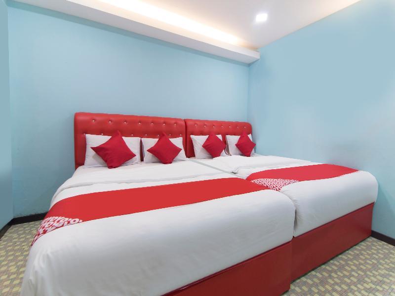 Oyo 1136 Pd Star Hotel Port Dickson Kültér fotó